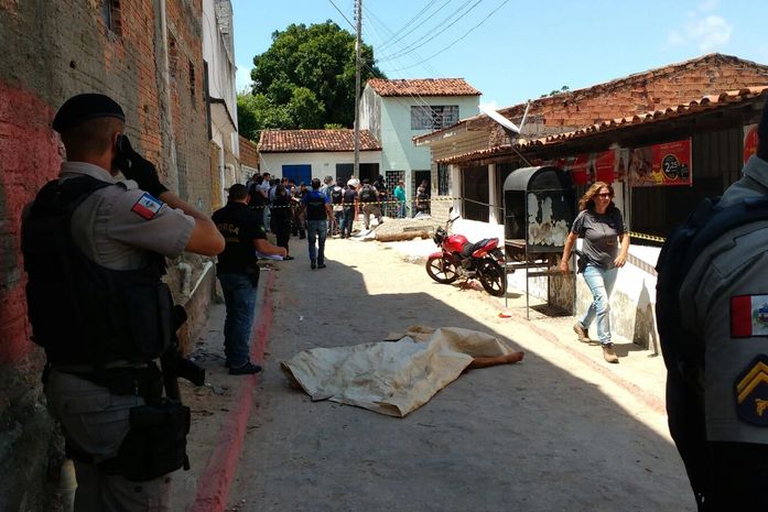Militares são mortos no Barro Duro