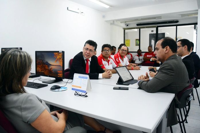 MPT, Sinttro, SMTT e empresas discutem paralisação dos rodoviários aos domingos