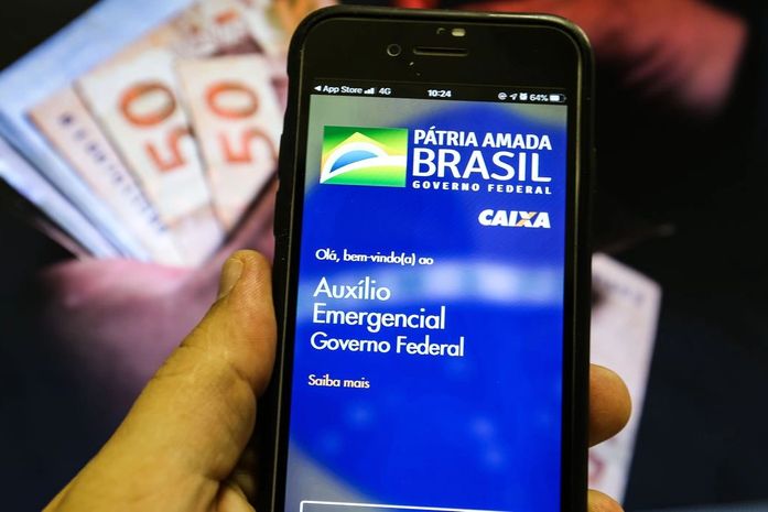 Trabalhadores nascidos em novembro podem sacar auxílio emergencial