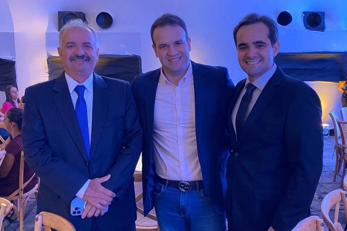 Zé Márcio, pai do vereador Zé Márcio Filho(psd) e do deputado estadual Lelo Maia eleito pelo União Brasil com mais de 31 mil votos, assume o Podemos em Alagoas.