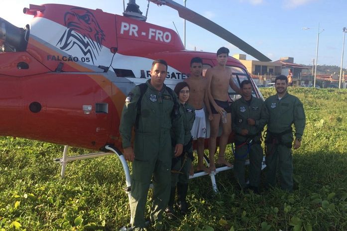 Grupamento Aéreo evita afogamentos de adolescentes em Jacarecica