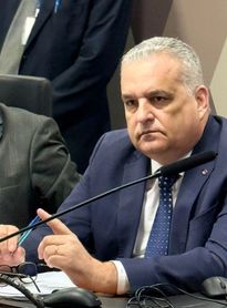 “Não estou aqui para proteger ou perseguir ninguém, mas para cumprir o rito da investigação”, afirma Alfredo Gaspar na abertura da CPMI do INSS