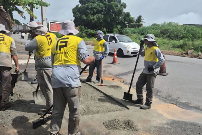 Prefeitura de Arapiraca intensifica operação tapa-buracos e serviços de recuperação viária