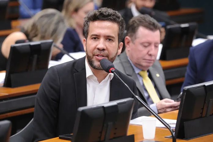 Fux autoriza quebra de sigilos bancário e fiscal de deputado Janones