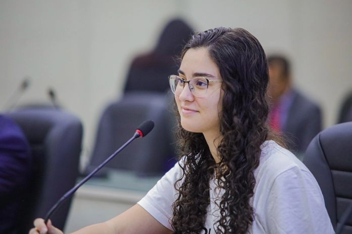 “Não há espaço para golpismo no Brasil”, afirma Teca Nelma sobre condenação de Bolsonaro

