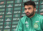 Abalada, mãe de Arthur Maia lamenta acidente e aguarda informações da Colômbia