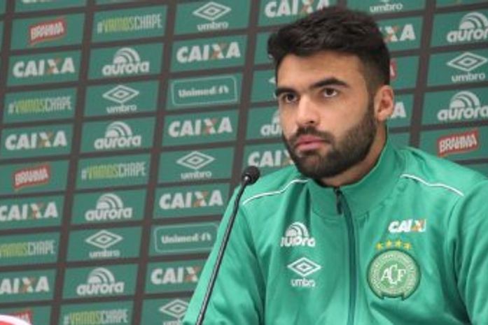 Abalada, mãe de Arthur Maia lamenta acidente e aguarda informações da Colômbia