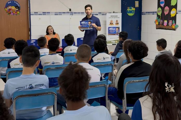Instituto Cláudio Canuto realiza ação de combate ao bullying em escola municipal de Arapiraca
