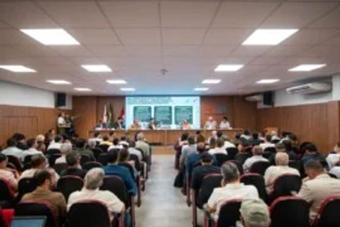 Projeto Nascentes de Vida é apresentado a prefeitos e secretários municipais na AMA