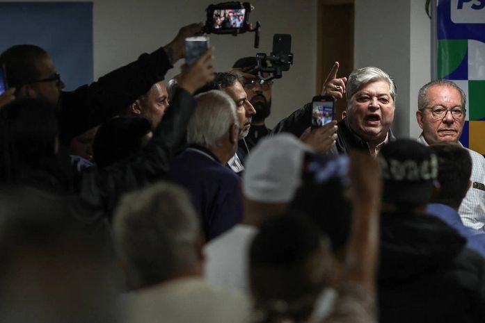 Em convenção do PSDB decadente, Luiz Datena repete lorota de delegado alagoano