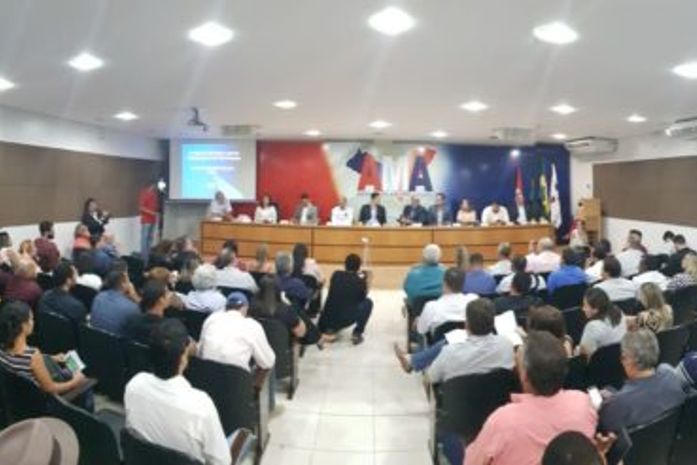 Prefeitos e especialistas buscam saída para crise hídrica do Rio São Francisco Municípios