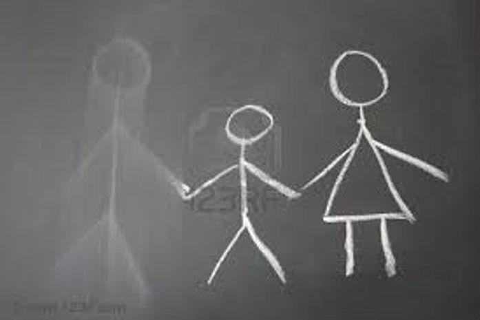 "Meu pai abandonou a gente faz tempo, e um dia eu vou ser o dono da favela"-afirma o menino socioeducando.