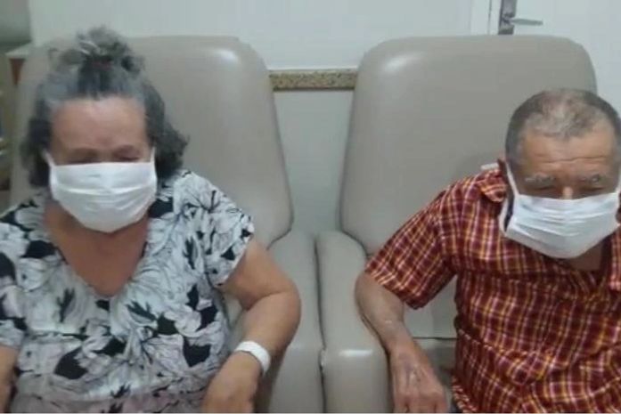 Música invade hospital e emociona pacientes que receberam alta em Maceió