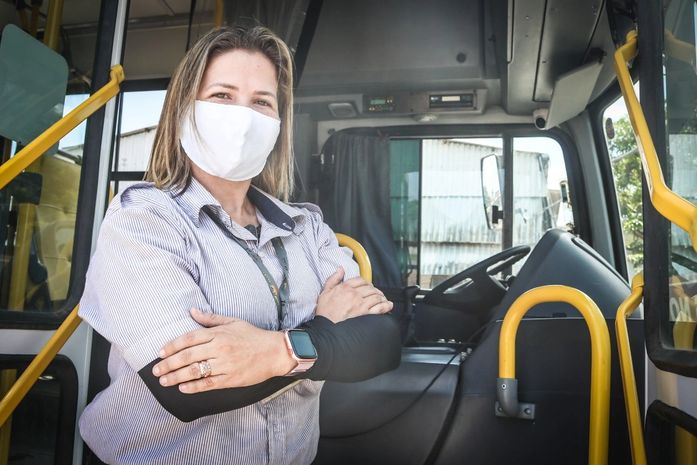 Bruna Waléria, motorista