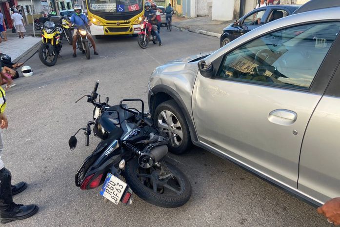 Agentes da Ronda no Bairro socorrem três vítimas de acidentes envolvendo motos em Maceió