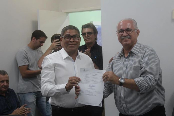 Teófilo empossa Nelson Filho na Coordenação Geral de Comunicação