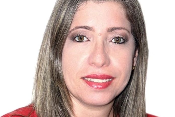 Prima de Rodrigo Cunha entra na disputa para ocupar seu lugar na ALE