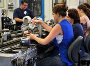 Prazo para empresas enviarem relatórios salariais começa nesta segunda