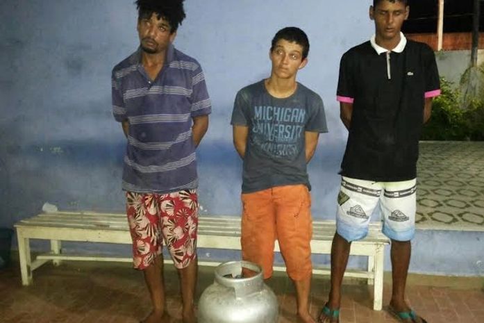 Trio foi preso com botijão