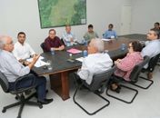 Teófilo se reúne com FGV para realizar diagnóstico administrativo do município
