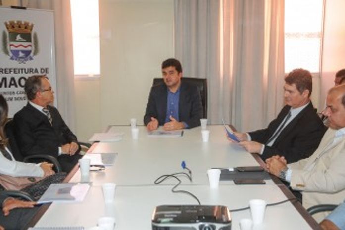 Sinturb se reúne com Prefeitura e MP para discutir transporte clandestino em Maceió