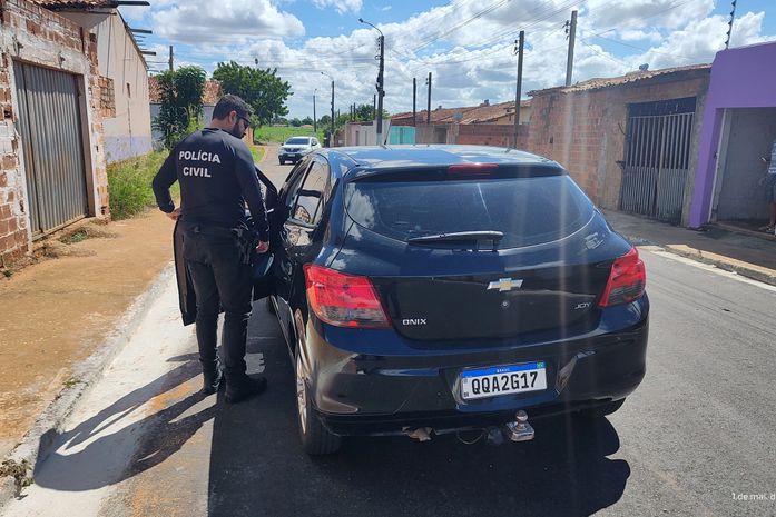 Homem é preso em Arapiraca com carro roubado e placa clonada