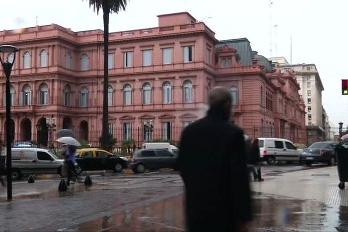 Coronavírus leva Argentina a proibir demissões por 60 dias