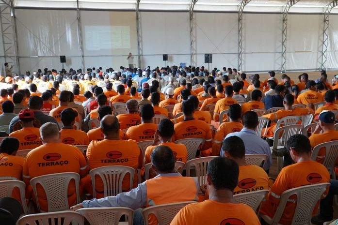 Mineradora Vale Verde vai demitir 1.600 trabalhadores