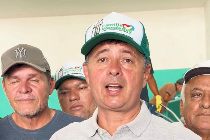 Prefeito Vaval Wanderley realiza entrega de peixe tilápia e kits alimentares na Semana Santa em Cacimbinhas