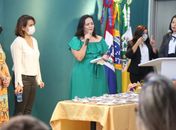 Prefeita Fabiana Pessoa entrega certificados e livros a sócios-leitores da Biblioteca Pública de Arapiraca 