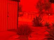 Céu vermelho na Austrália viraliza após ciclone; entenda o fenômeno por trás das imagens