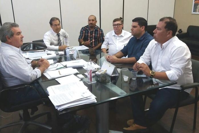 Vereadores são recebidos pelo secretário estadual de Agricultura e solicitam benfeitorias para Arapiraca