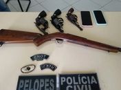 Polícia Civil prende cinco pessoas e apreende armas e drogas em Penedo