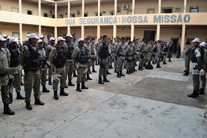 Polícia Militar embarca tropa para reforçar policiamento no interior do Estado