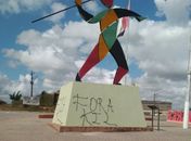 Monumentos públicos amanhecem pichados em União dos Palmares
