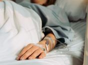 Madrasta é acusada de envenenar enteado de 9 anos com anticoncepcional