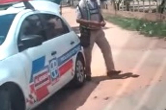 Agente do DER foi afastado após receber suborno pra liberar veículo