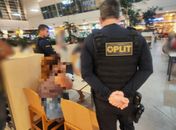 Suspeita de extorsão é detida com celular furtado em shopping do Benedito Bentes