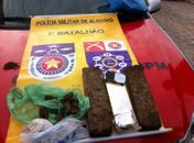 Mulher é presa pela PM com três quilos de maconha