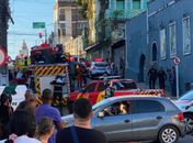 Acidente com viatura do Corpo de Bombeiros deixa três militares presos às ferragens na Ladeira da Catedral; veja vídeo
