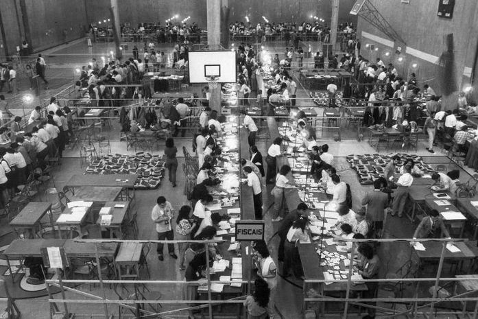 Há trinta anos, uso da urna eletrônica revolucionou o sistema de votação