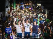 Acompanhado por milhares de pessoas nas ruas, Rafael Brito ganha força na capital, região metropolitana e Agreste
