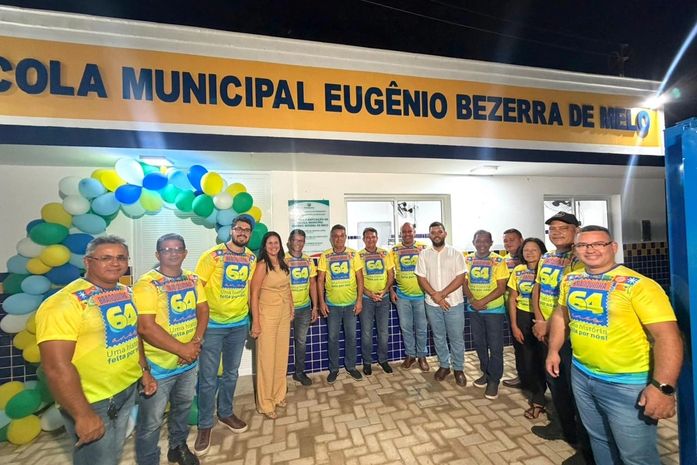 64 anos de Branquinha: prefeito entrega novos benefícios e obras estruturantes