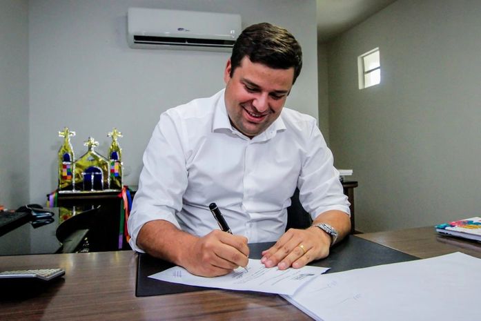 Marcelo Palmeira cumpre agenda intensa como prefeito em exercício