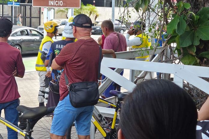 Suspeito de importunação sexual é preso após abordagem a mulheres na orla de Pajuçara