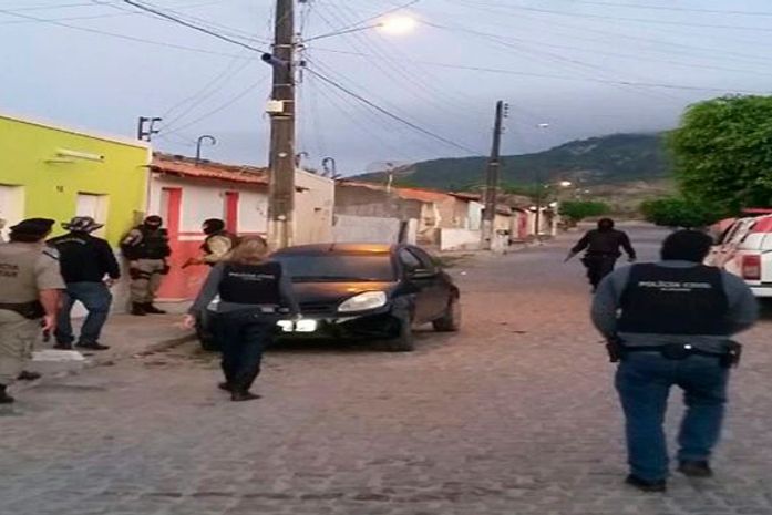 Operação ocorreu nas primeiras horas da manhã desta quinta-feria (01)