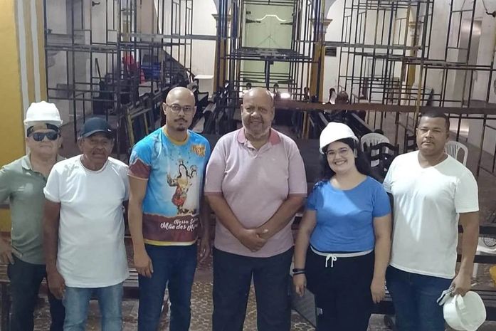 Prefeito se manifesta em recuperar histórica igreja que teve sua obra abandonada pelo Estado