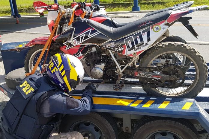 Suspeito de roubo é preso por adulteração de veículo na BR-104
