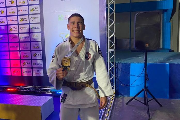 Atleta alagoano conquista medalha de ouro no Campeonato Brasileiro de Judô, em Salvador
