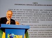 Leitura feita pelo presidente da Confederação Nacional de Municípios (CNM), Paulo Ziulkoski, as atividades do evento foram encerradas na manhã de hoje.